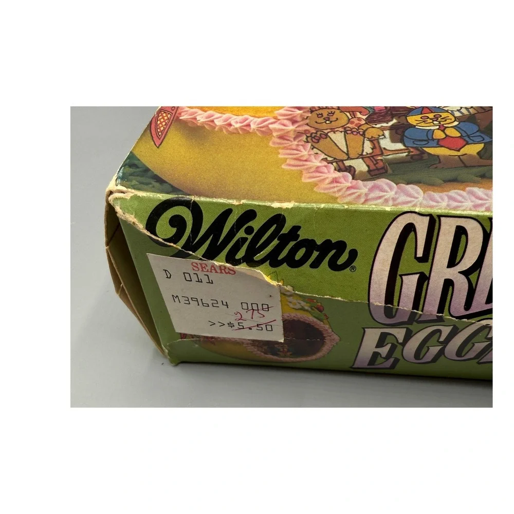 Vintage 1978 Wilton Great Eggspectations Panoramic Sugar Egg Decorating Kit 2114